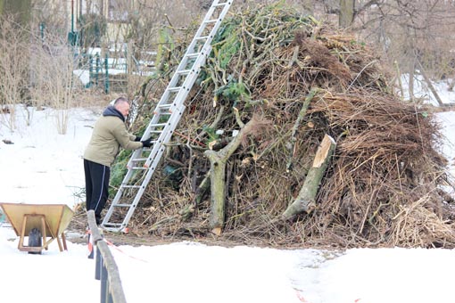 Der Haufen wird aufgebaut